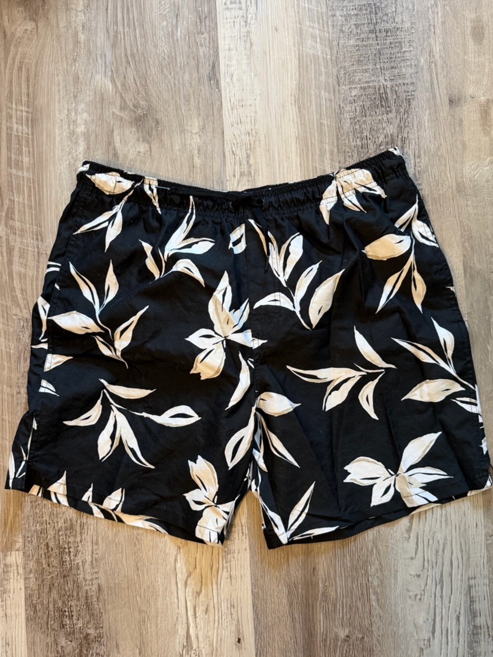 Men's Black Floral Swim Shorts - White Leaf Print